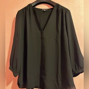 Nydj 3/4 sleeve pintuck blouse.